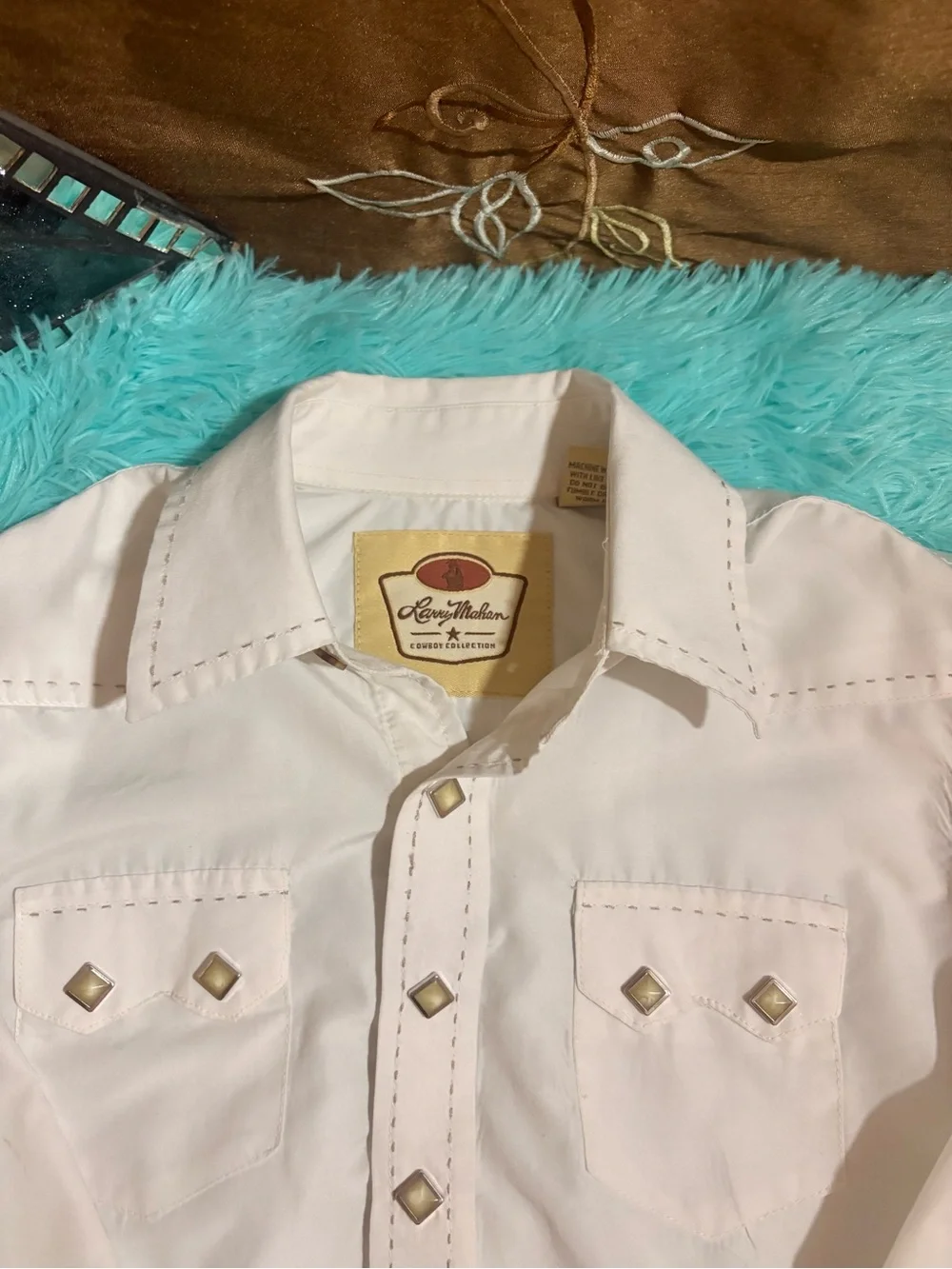 Larry Mahan White Western Shirt with Stud Accents Size M 10/12